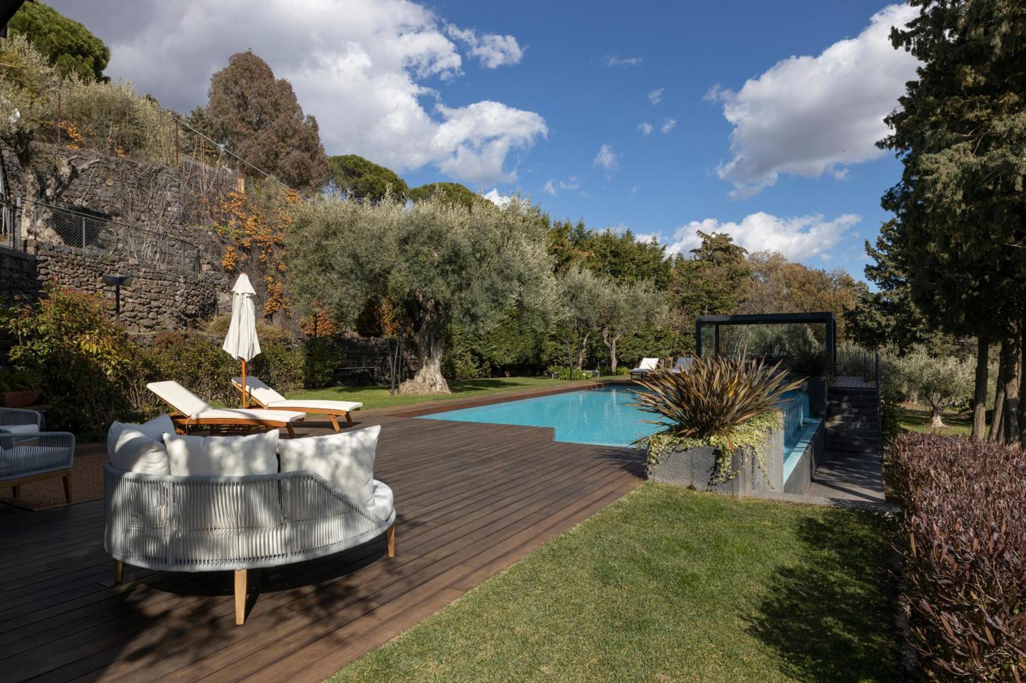 Scialaj Villa Di Lusso Sull'Etna Con Piscina E Vista Mare Ragalna Экстерьер фото
